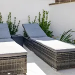 Granite Villa Saint Clement