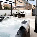 Granite * Saint Clement