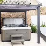 Granite Saint Clement