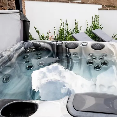 Villa Granite