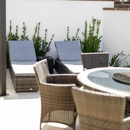 Villa Granite *