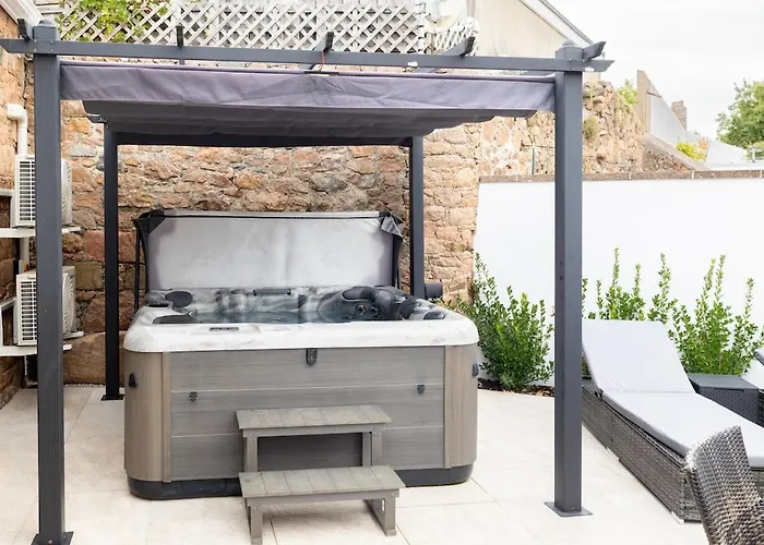 Granite Saint Clement